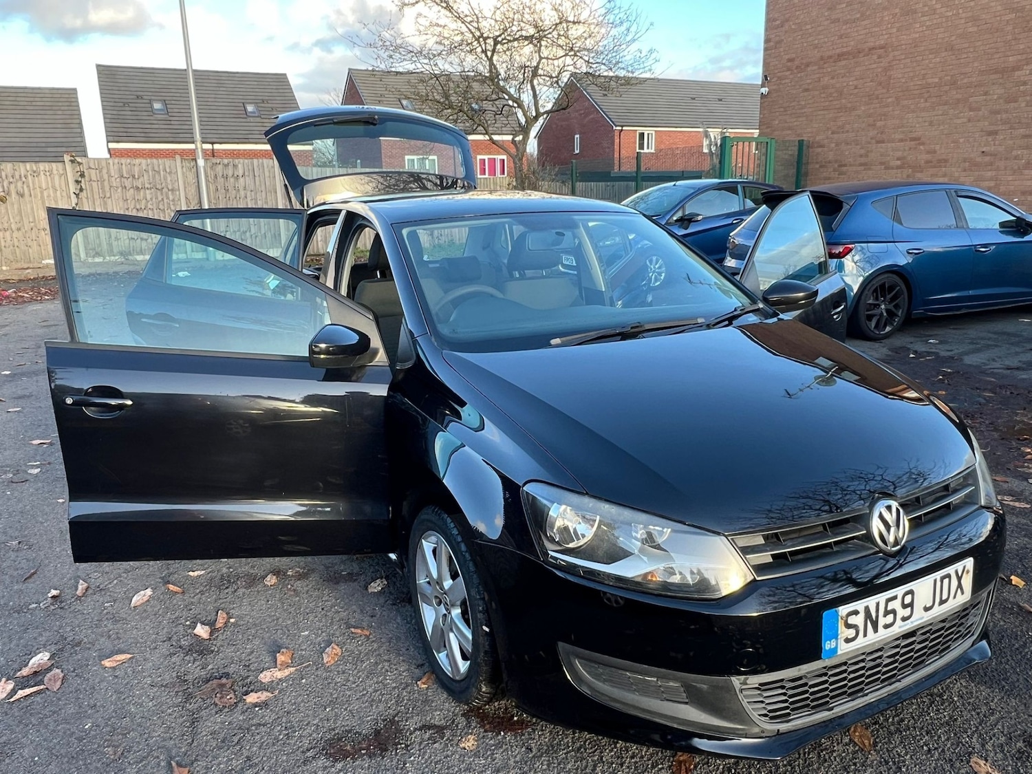 Used Volkswagen Polo 2010 for sale - 76389546: Photo 15