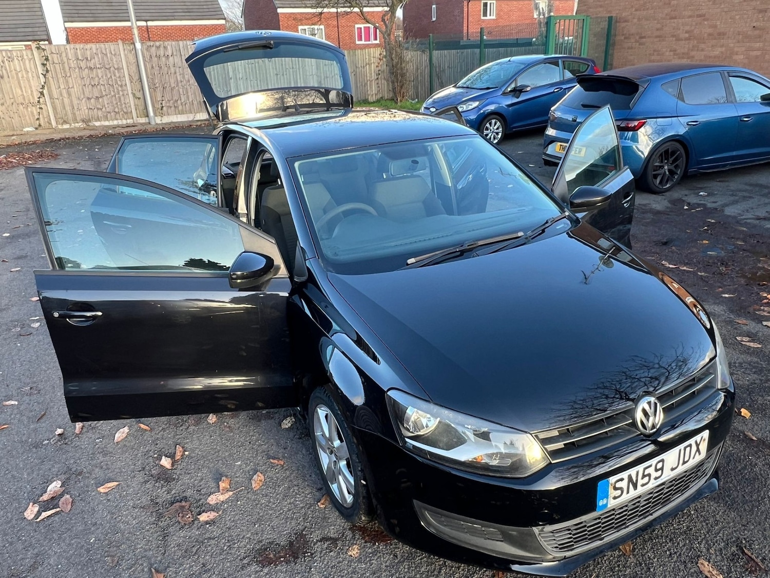 Used Volkswagen Polo 2010 for sale - 76389546: Photo 16