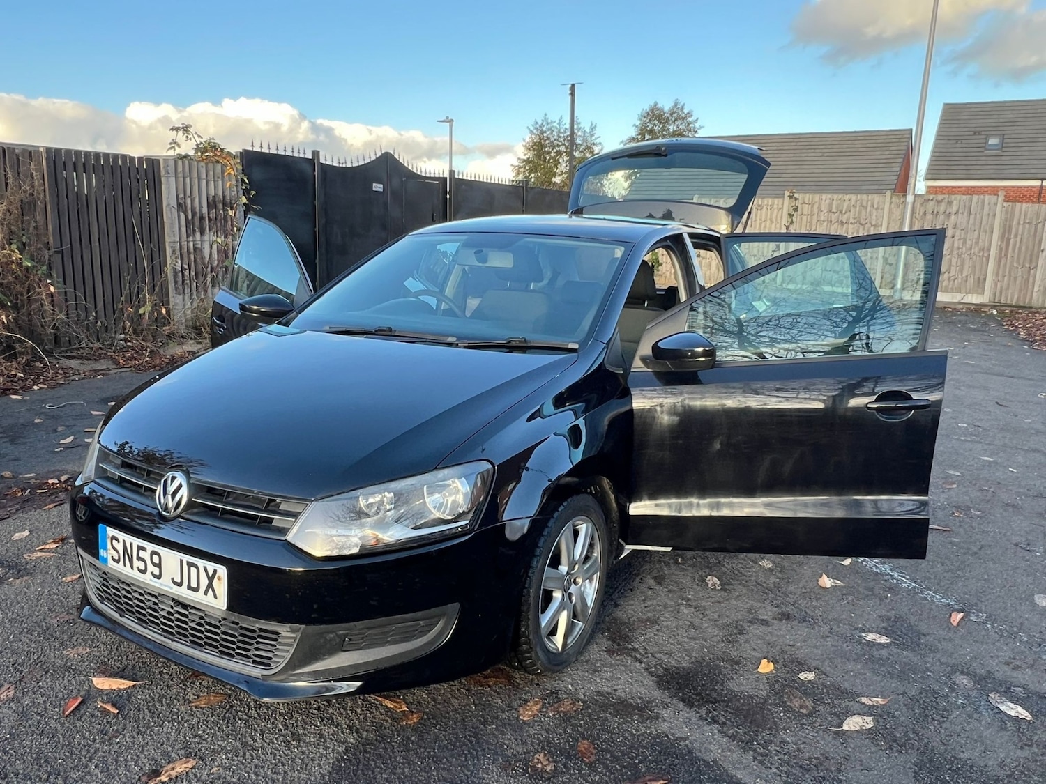 Used Volkswagen Polo 2010 for sale - 76389546: Photo 19