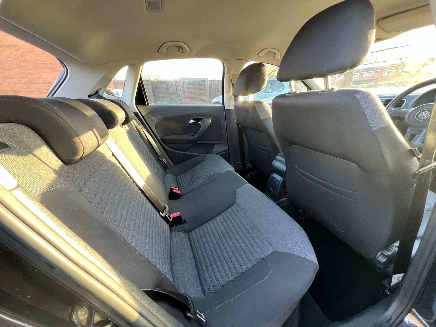 Used Volkswagen Polo 2010 for sale - 76389546: Photo 32