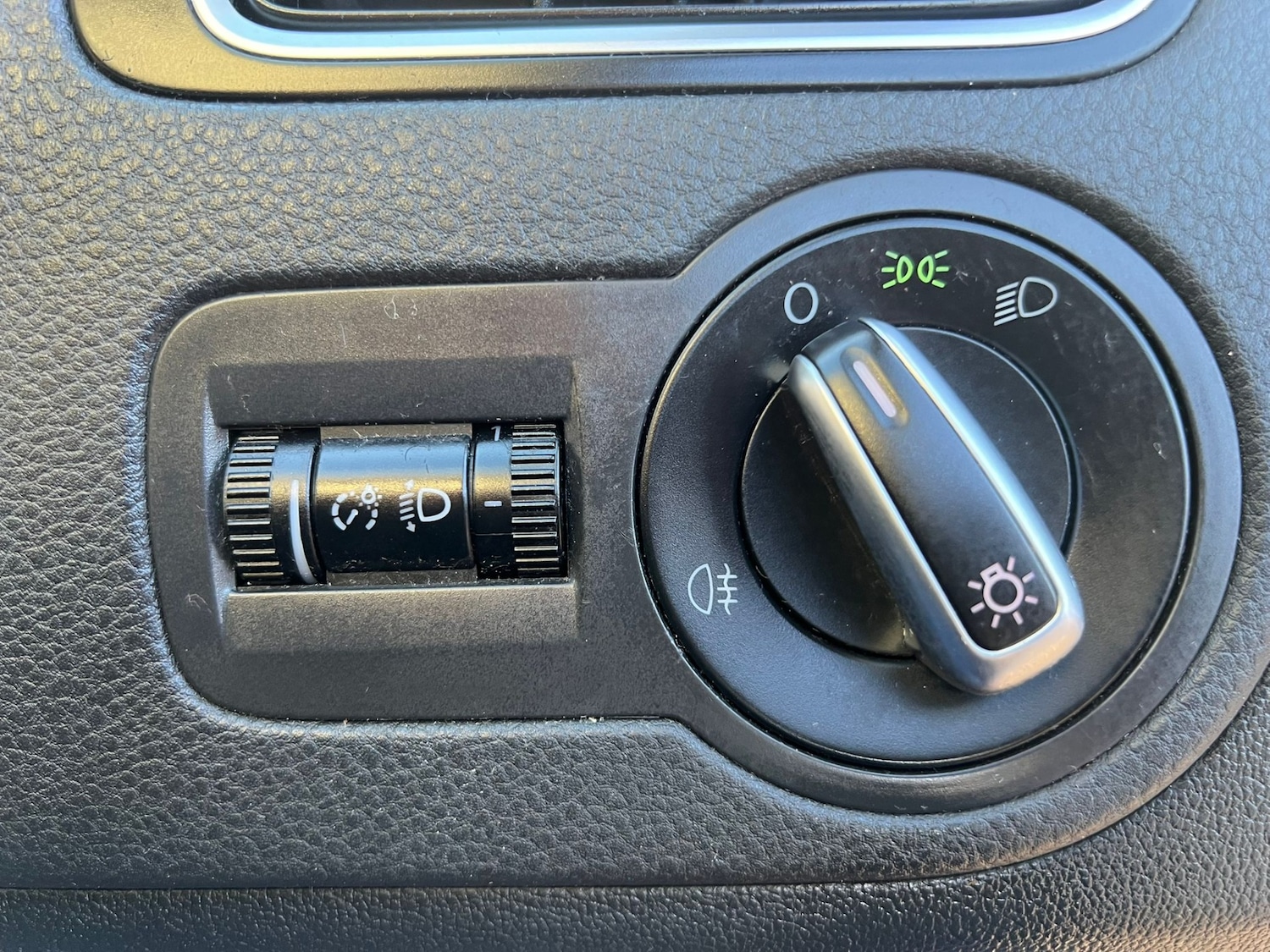 Used Volkswagen Polo 2010 for sale - 76389546: Photo 37