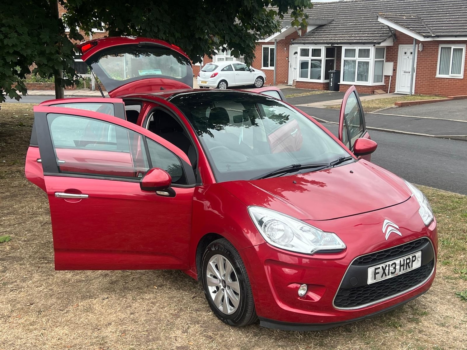 Used Citroen C3 2013 for sale - 76176103: Photo 19