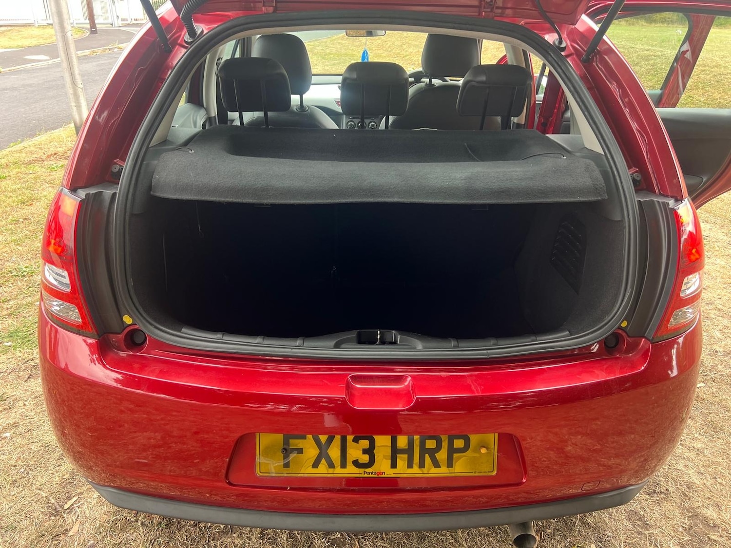 Used Citroen C3 2013 for sale - 76176103: Photo 31