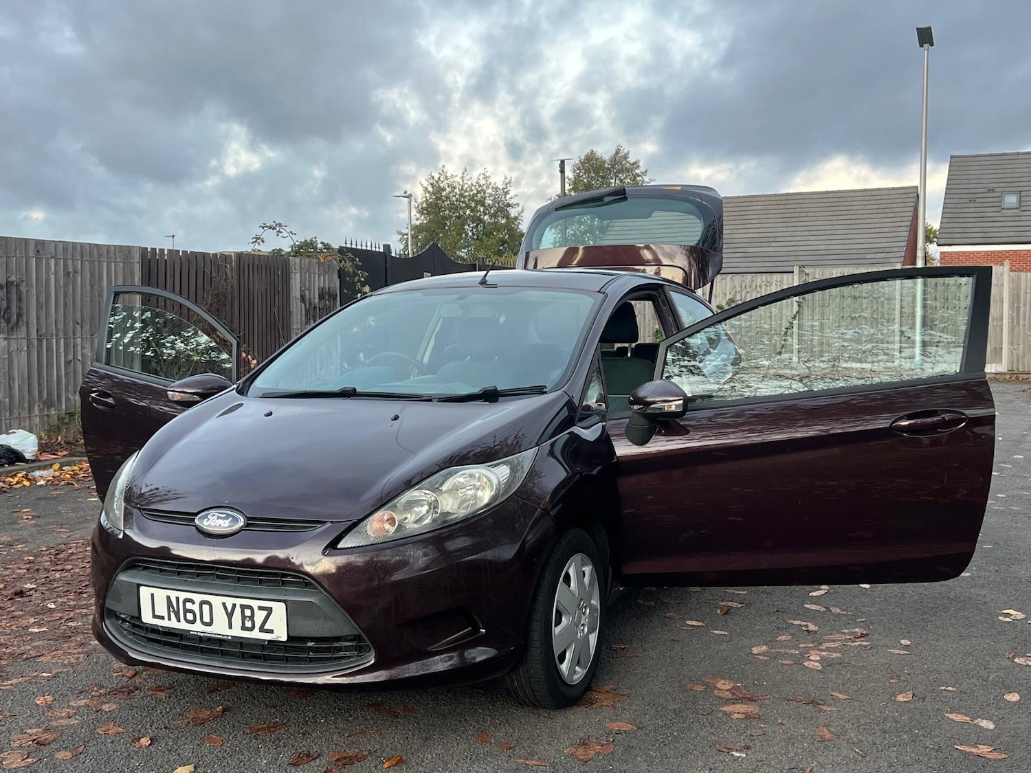 Used Ford Fiesta 2010 for sale - 76377041: Photo 31