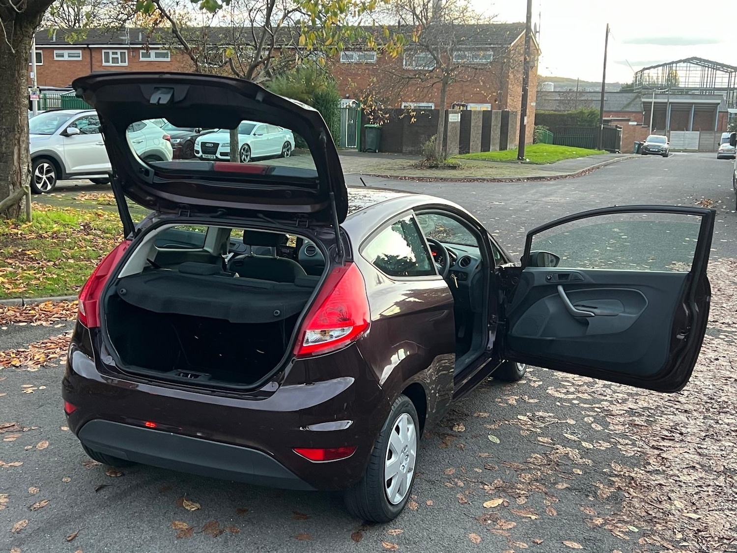 Used Ford Fiesta 2010 for sale - 76377041: Photo 39