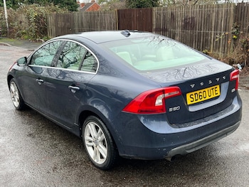 2010 (60) - D3 [163] SE Lux 4dr Geartronic