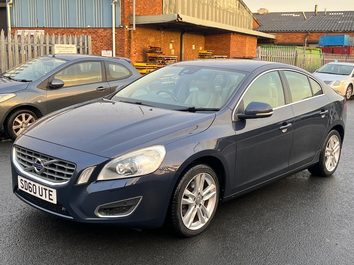 Used Volvo S60 2010 for sale - 76772298: Photo 29
