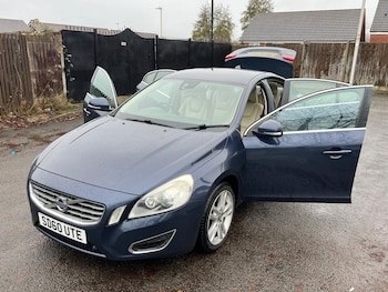 Used Volvo S60 2010 for sale - 76772298: Photo