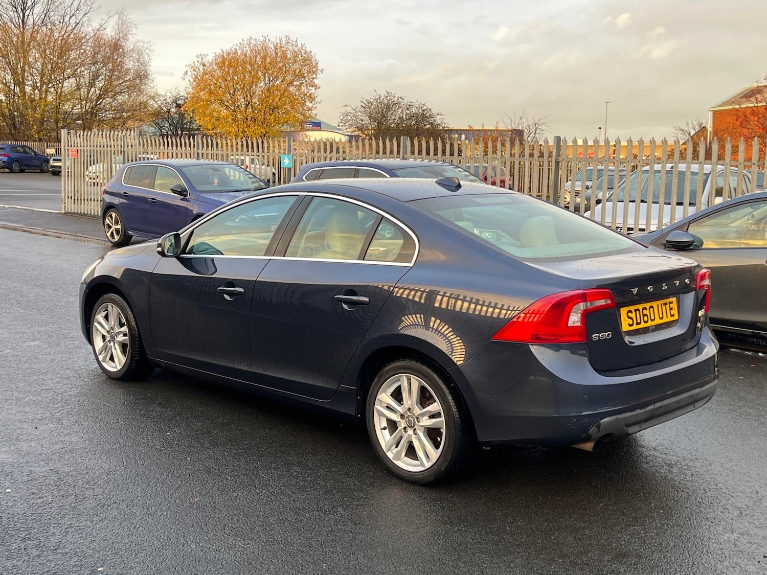 Used Volvo S60 2010 for sale - 76772298: Photo 39