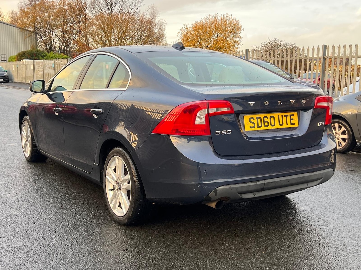 Used Volvo S60 2010 for sale - 76772298: Photo 40