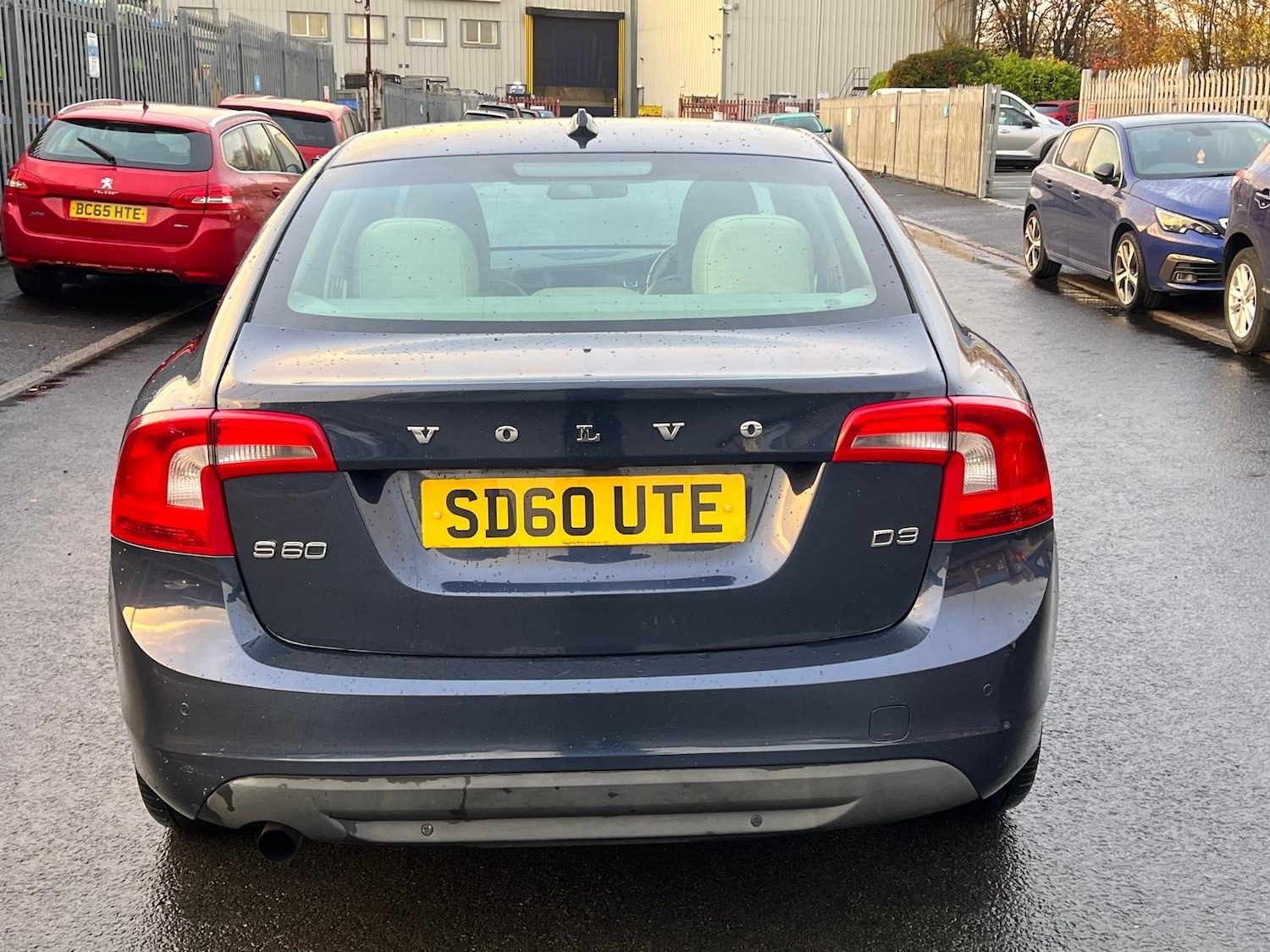 Used Volvo S60 2010 for sale - 76772298: Photo 44