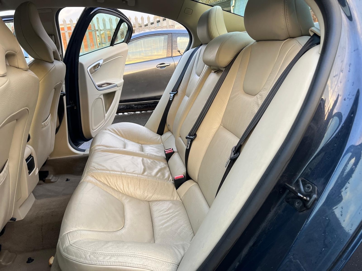 Used Volvo S60 2010 for sale - 76772298: Photo 52