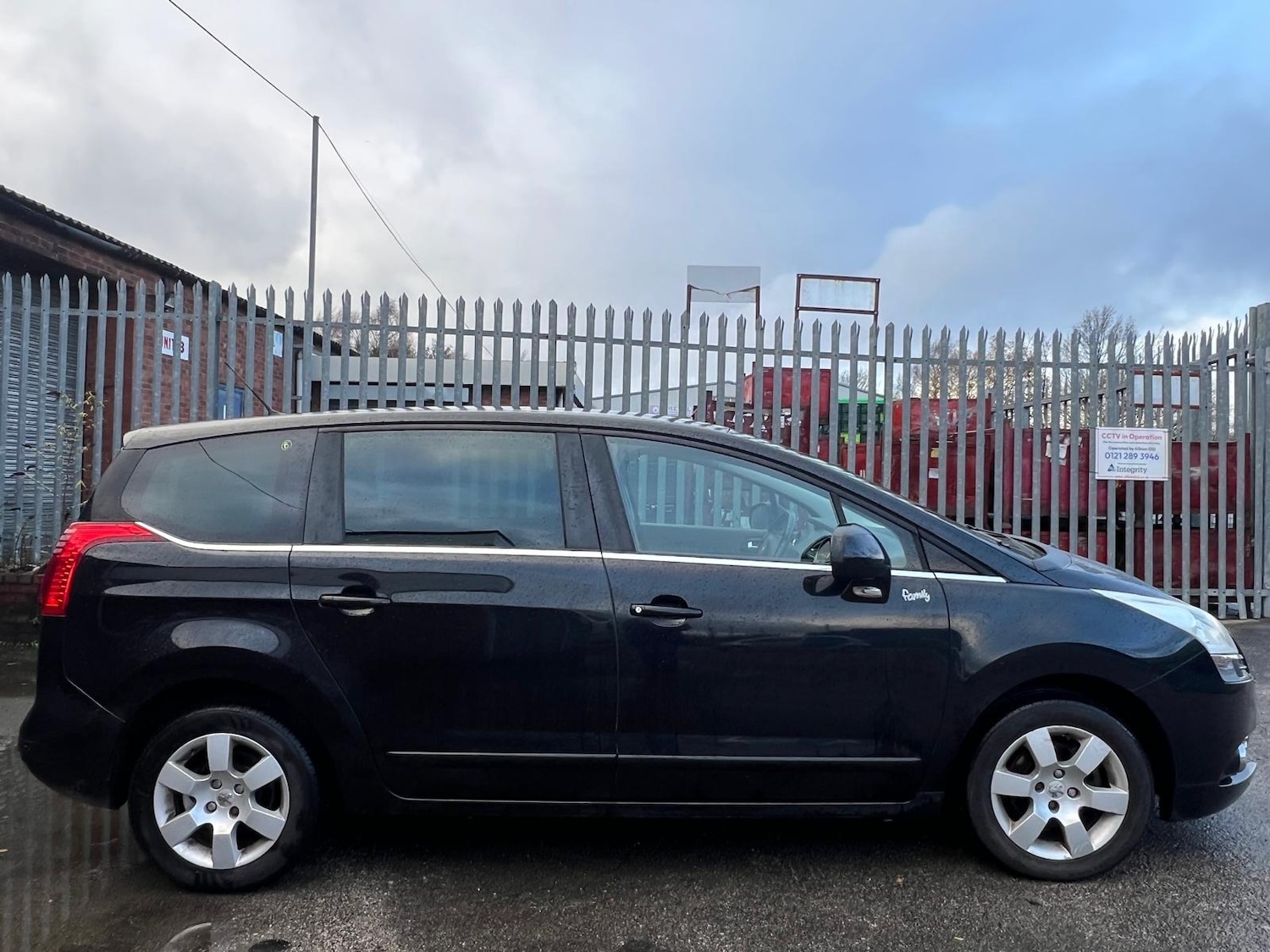 Used Peugeot 5008 2012 for sale - 76772288: Photo 12