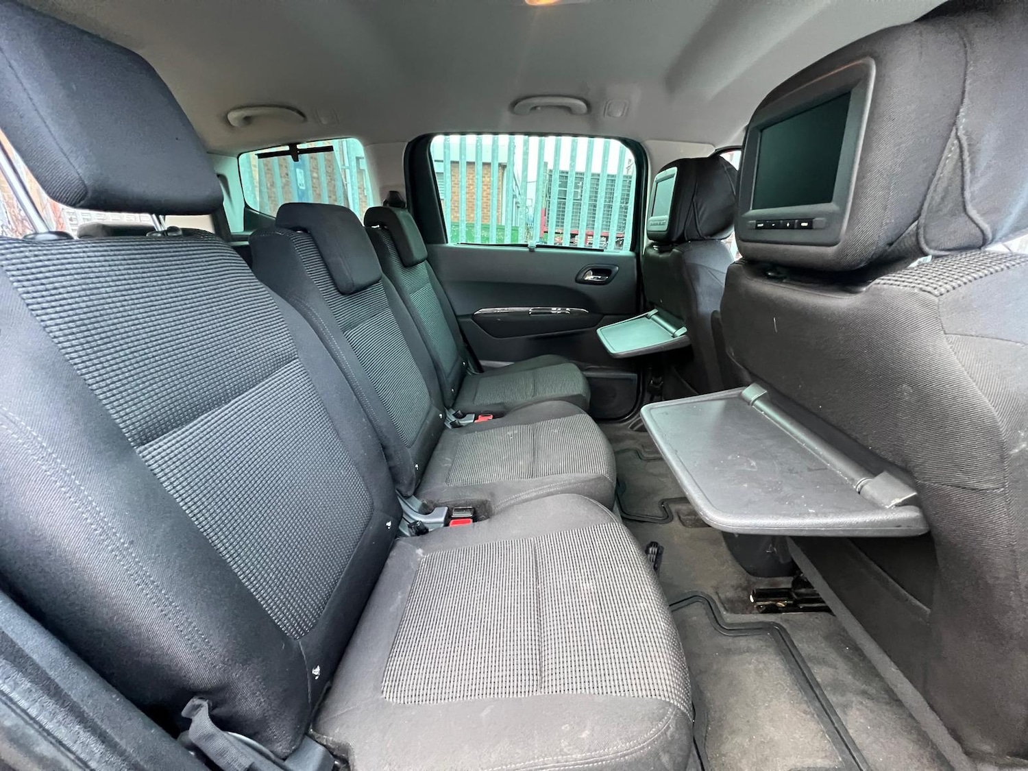 Used Peugeot 5008 2012 for sale - 76772288: Photo 36