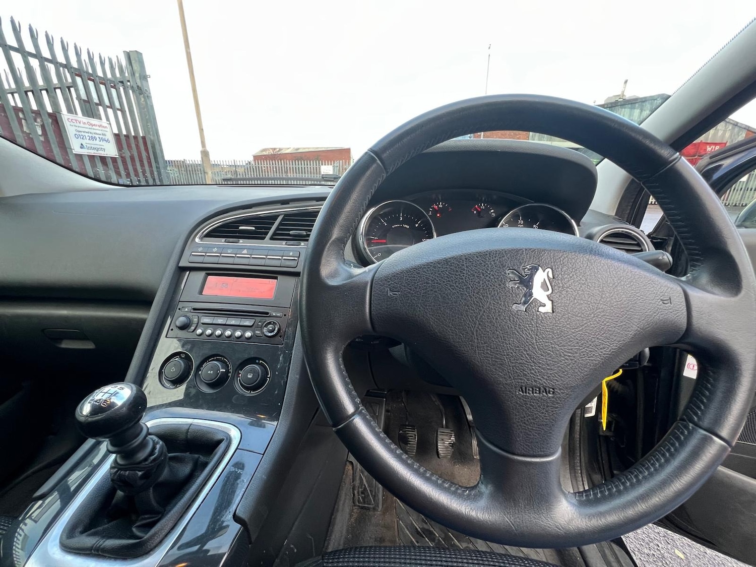 Used Peugeot 5008 2012 for sale - 76772288: Photo 38