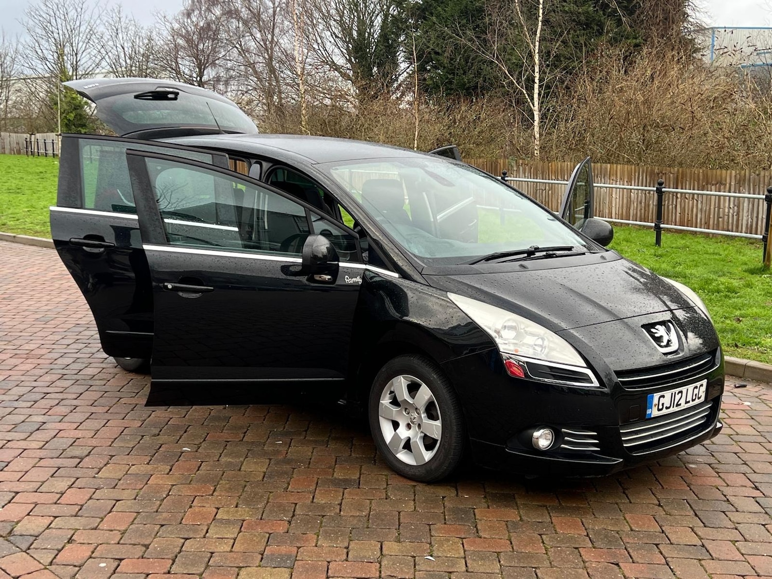 Used Peugeot 5008 2012 for sale - 76772288: Photo 49