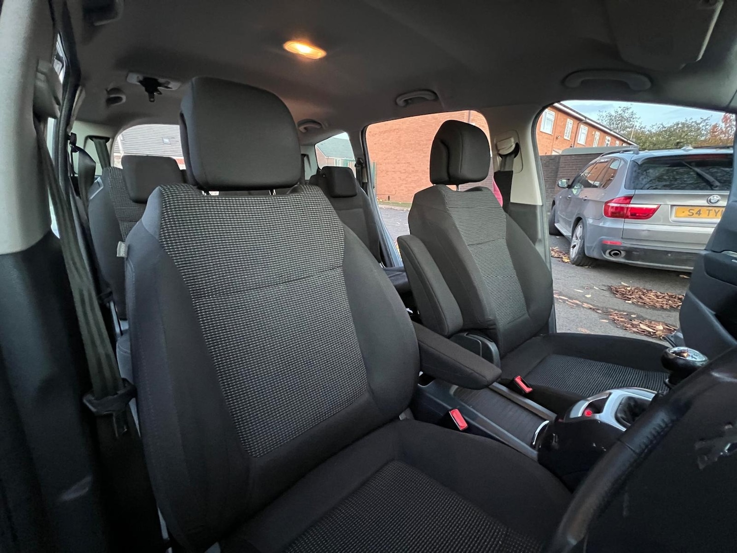 Used Peugeot 5008 2011 for sale - 76389433: Photo 31