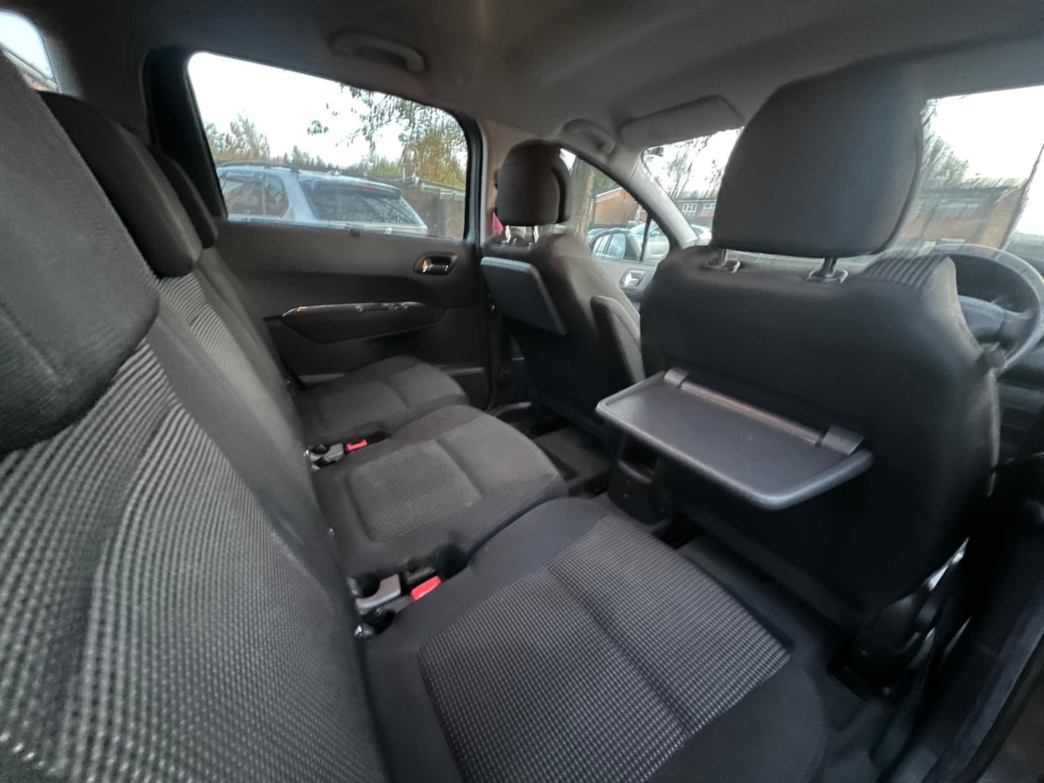 Used Peugeot 5008 2011 for sale - 76389433: Photo 34