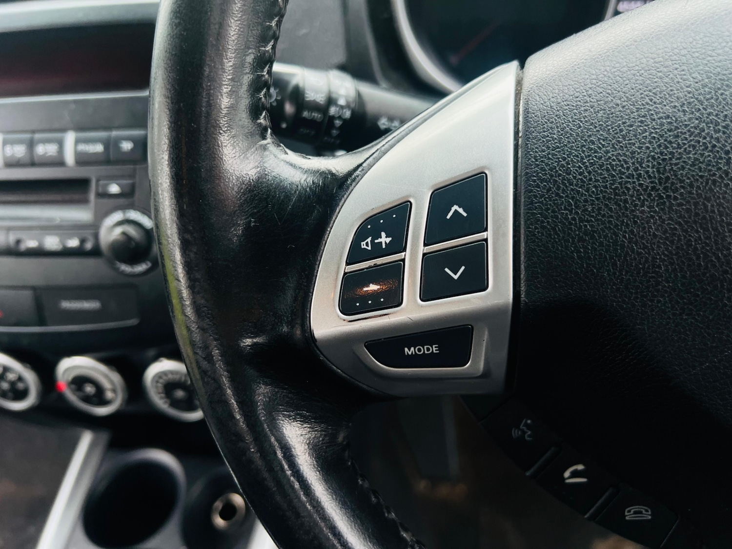 Used Mitsubishi ASX 2011 for sale - 77254410: Photo 36