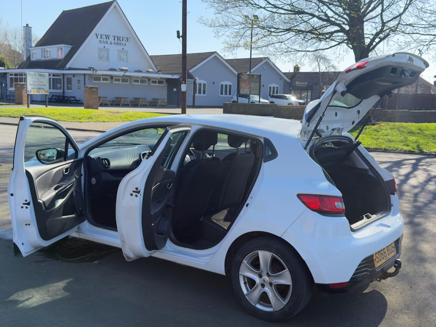 Used Renault Clio 2016 for sale - 77942187: Photo 22