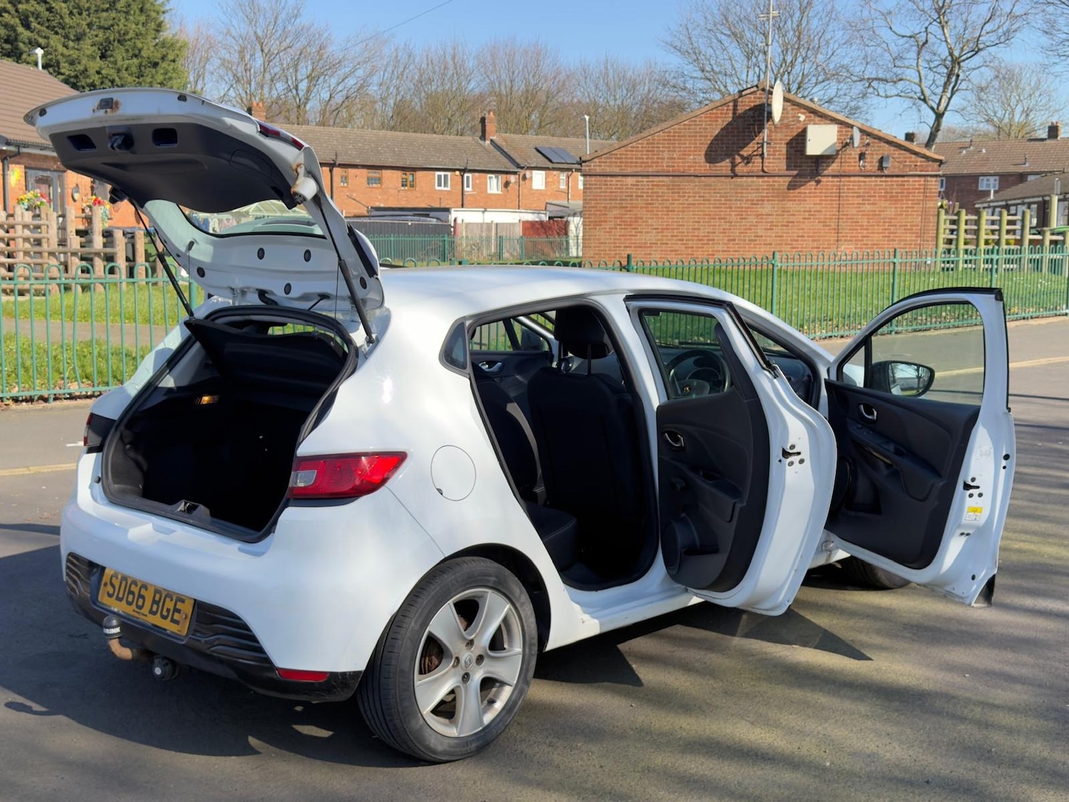Used Renault Clio 2016 for sale - 77942187: Photo 23
