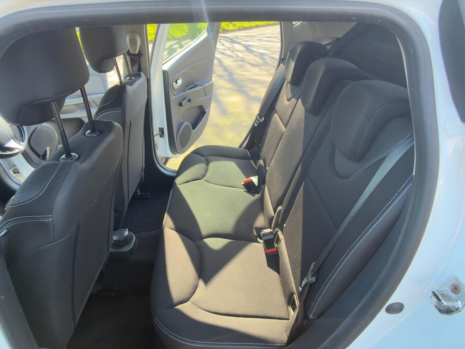 Used Renault Clio 2016 for sale - 77942187: Photo 35