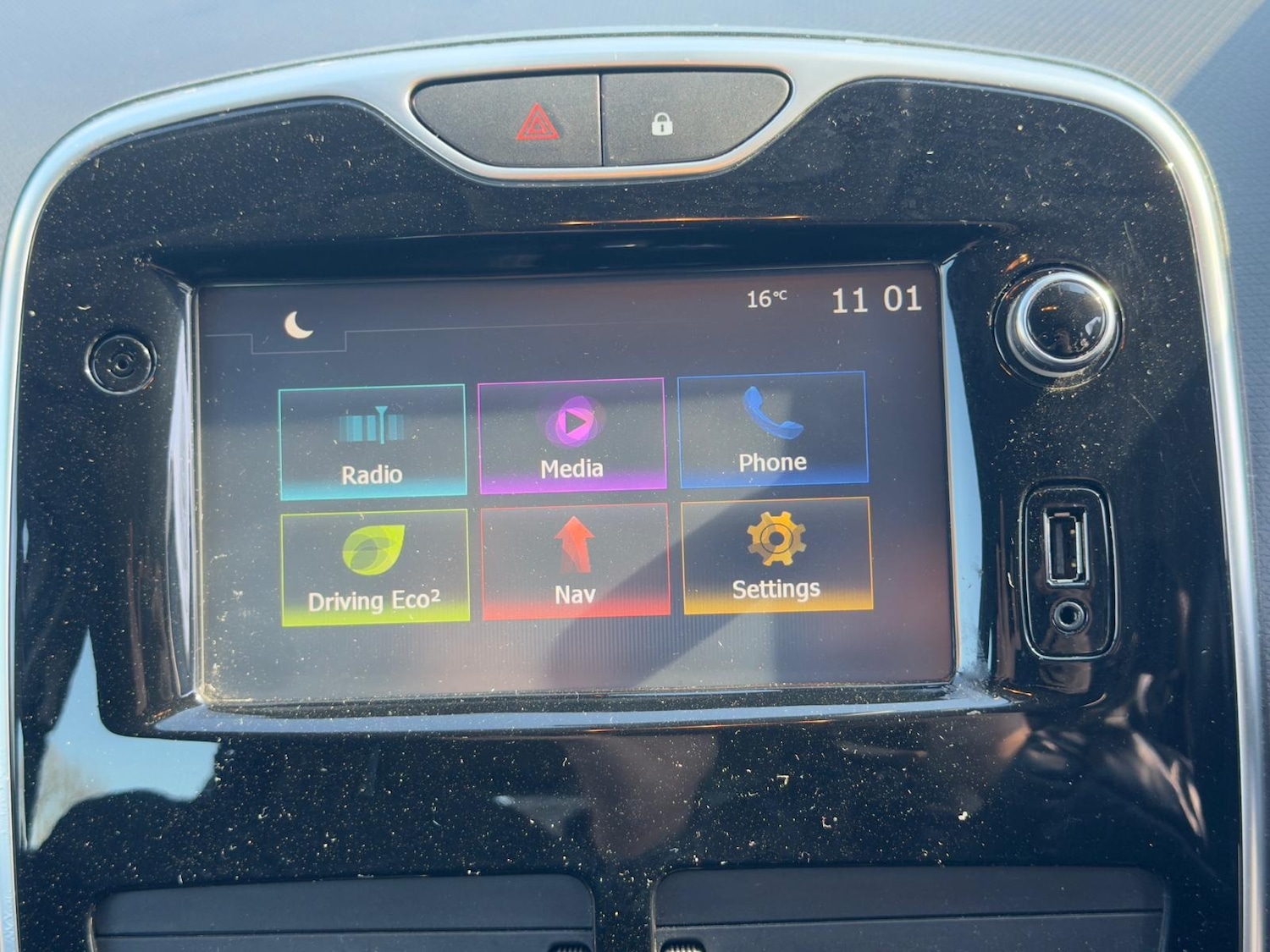 Used Renault Clio 2016 for sale - 77942187: Photo 41