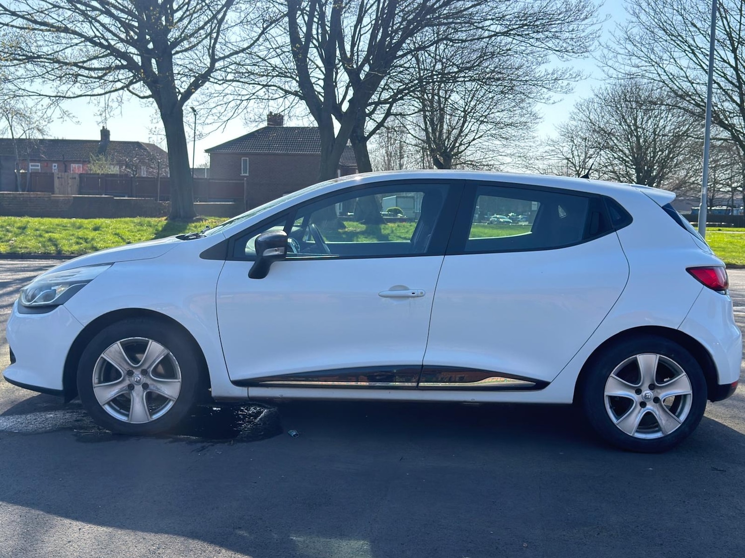 Used Renault Clio 2016 for sale - 77942187: Photo 8