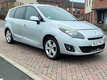 2012 (12) - 1.5 dCi 110 Dynamique TomTom 5dr