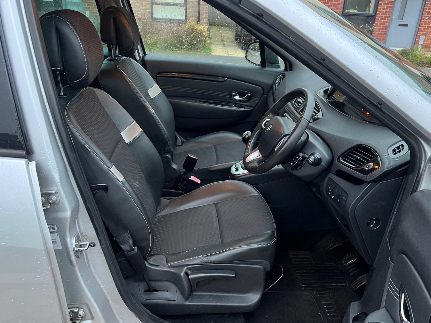 Used Renault Grand Scenic 2012 for sale - 77067521: Photo 22