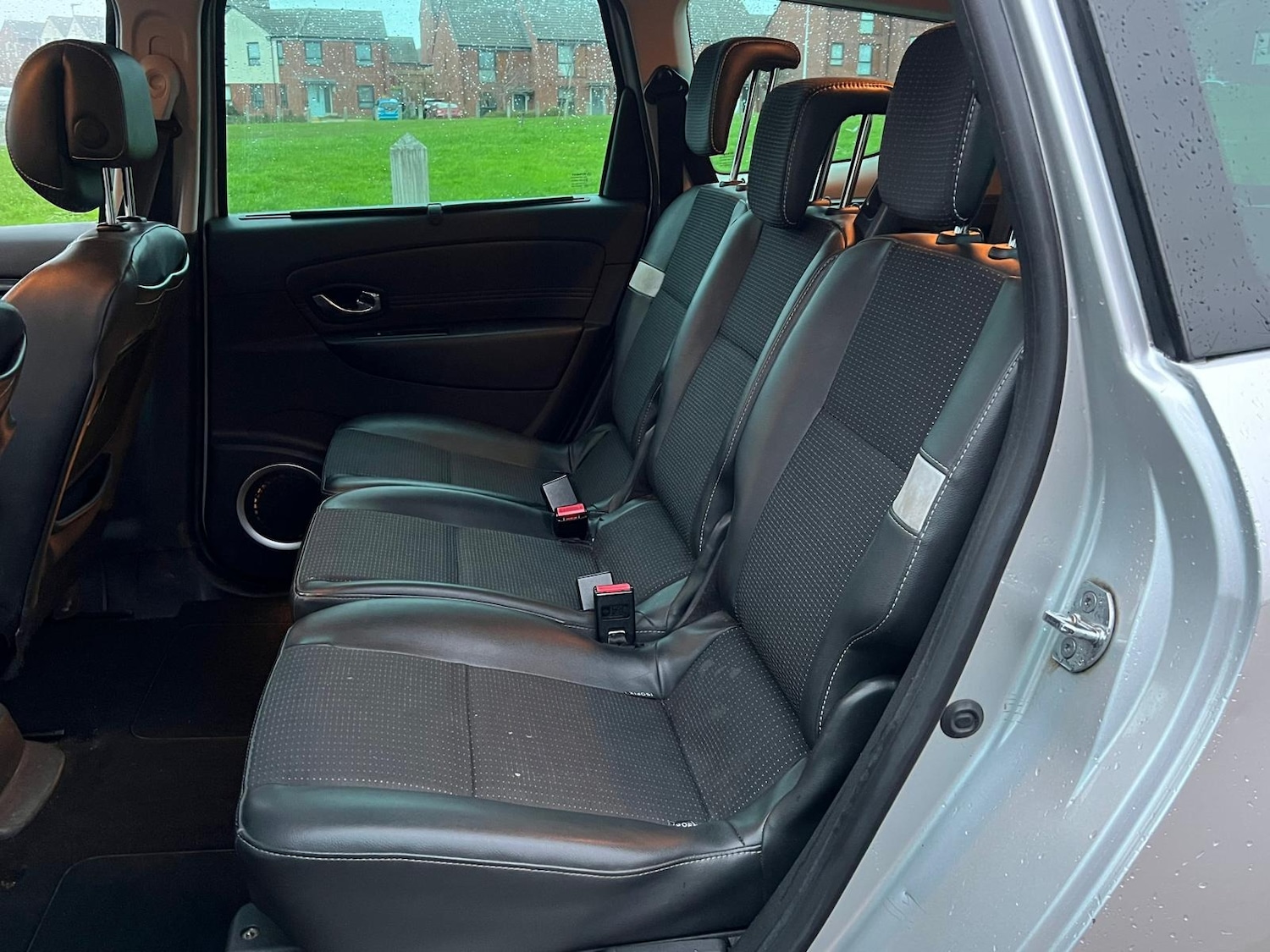 Used Renault Grand Scenic 2012 for sale - 77067521: Photo 28