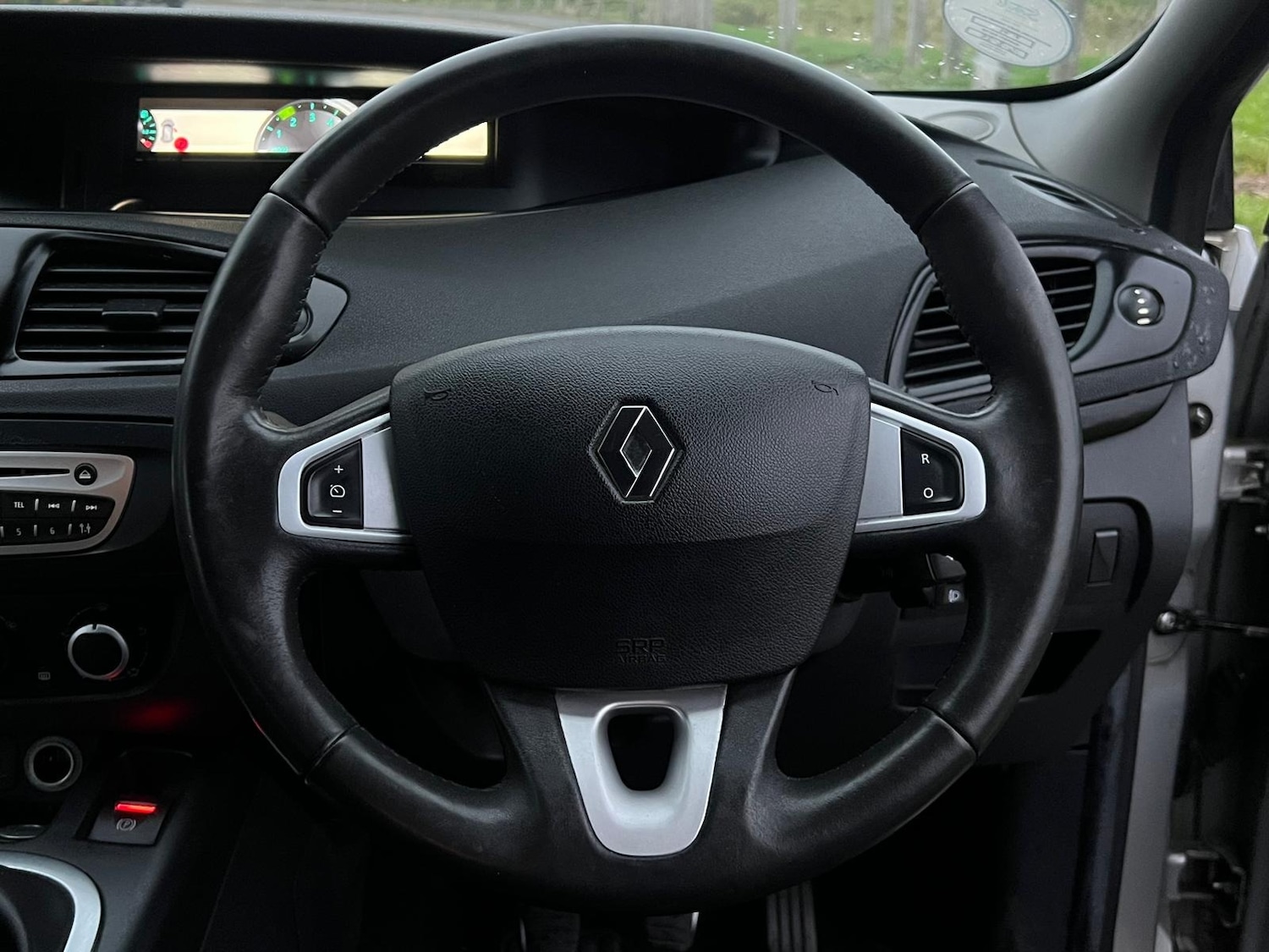Used Renault Grand Scenic 2012 for sale - 77067521: Photo 32