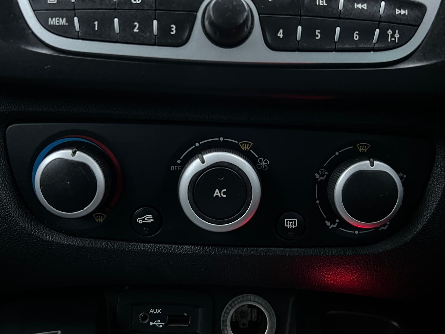 Used Renault Grand Scenic 2012 for sale - 77067521: Photo 40