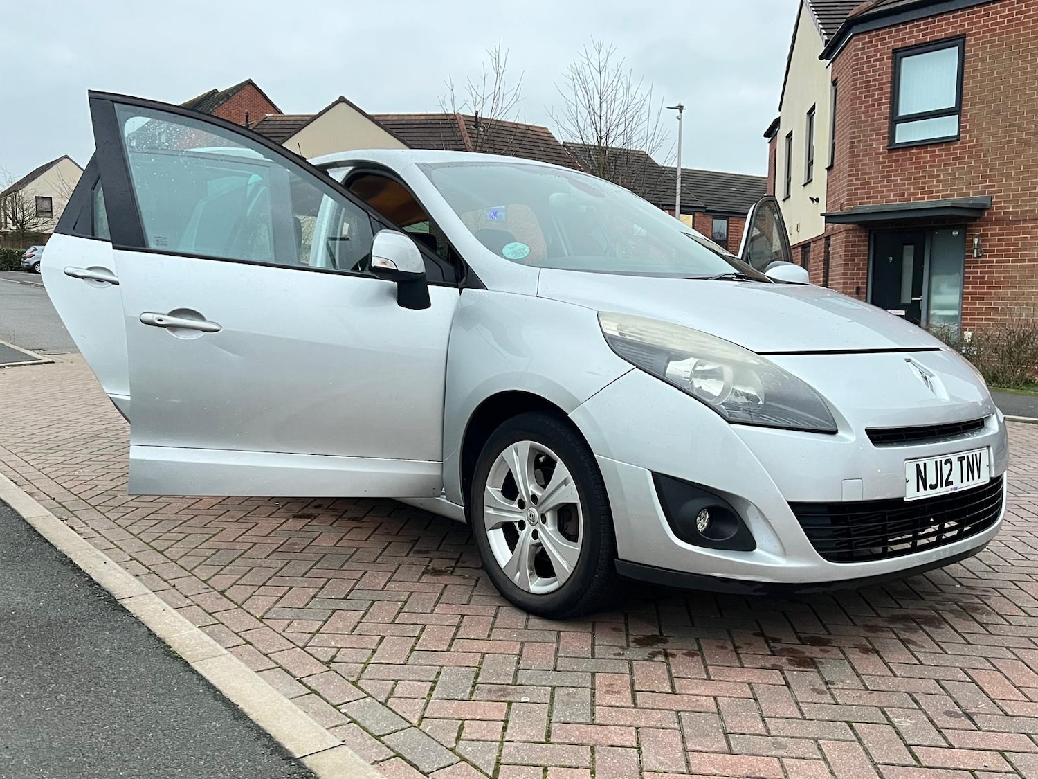 Used Renault Grand Scenic 2012 for sale - 77067521: Photo 54