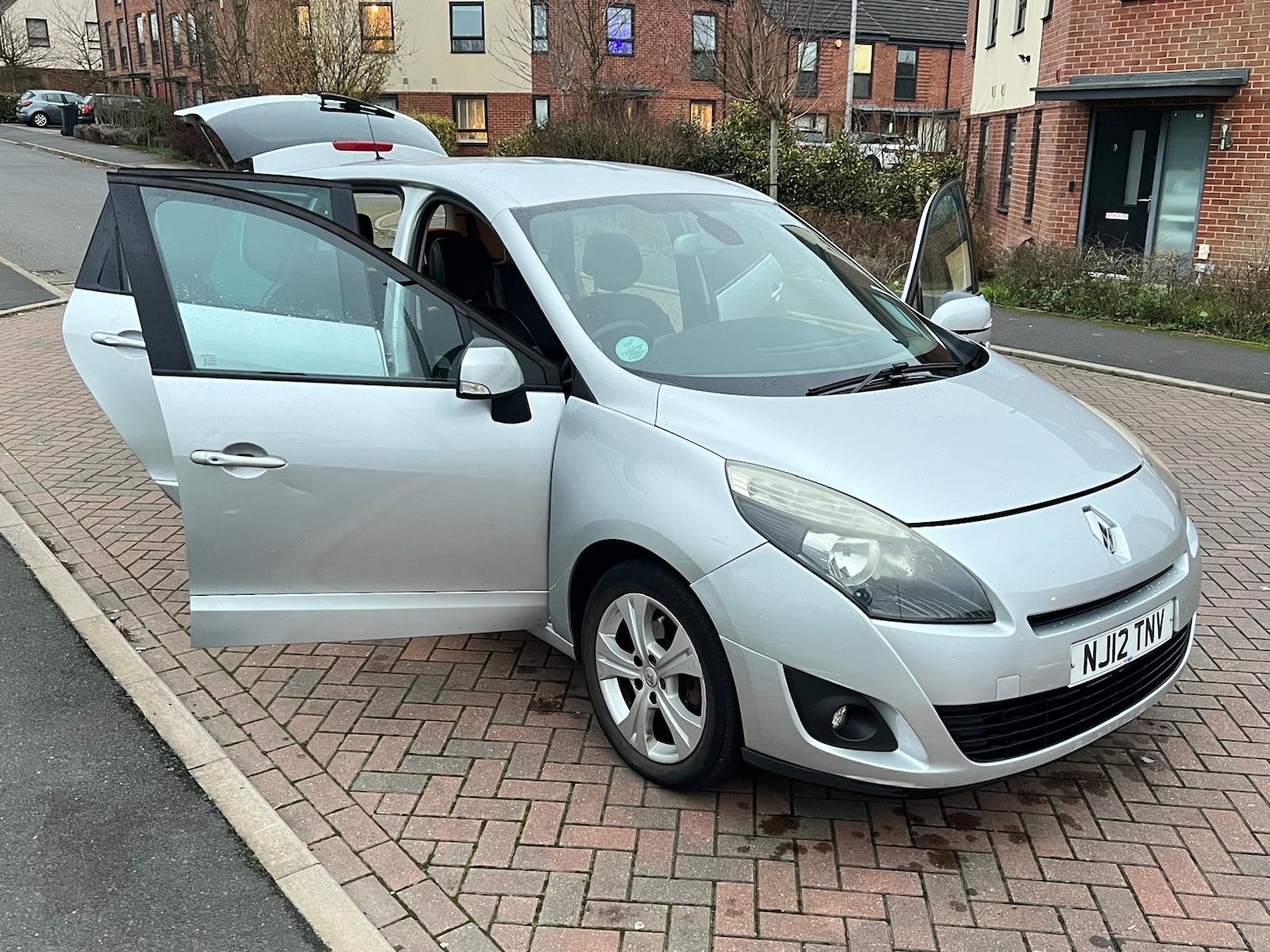 Used Renault Grand Scenic 2012 for sale - 77067521: Photo 55