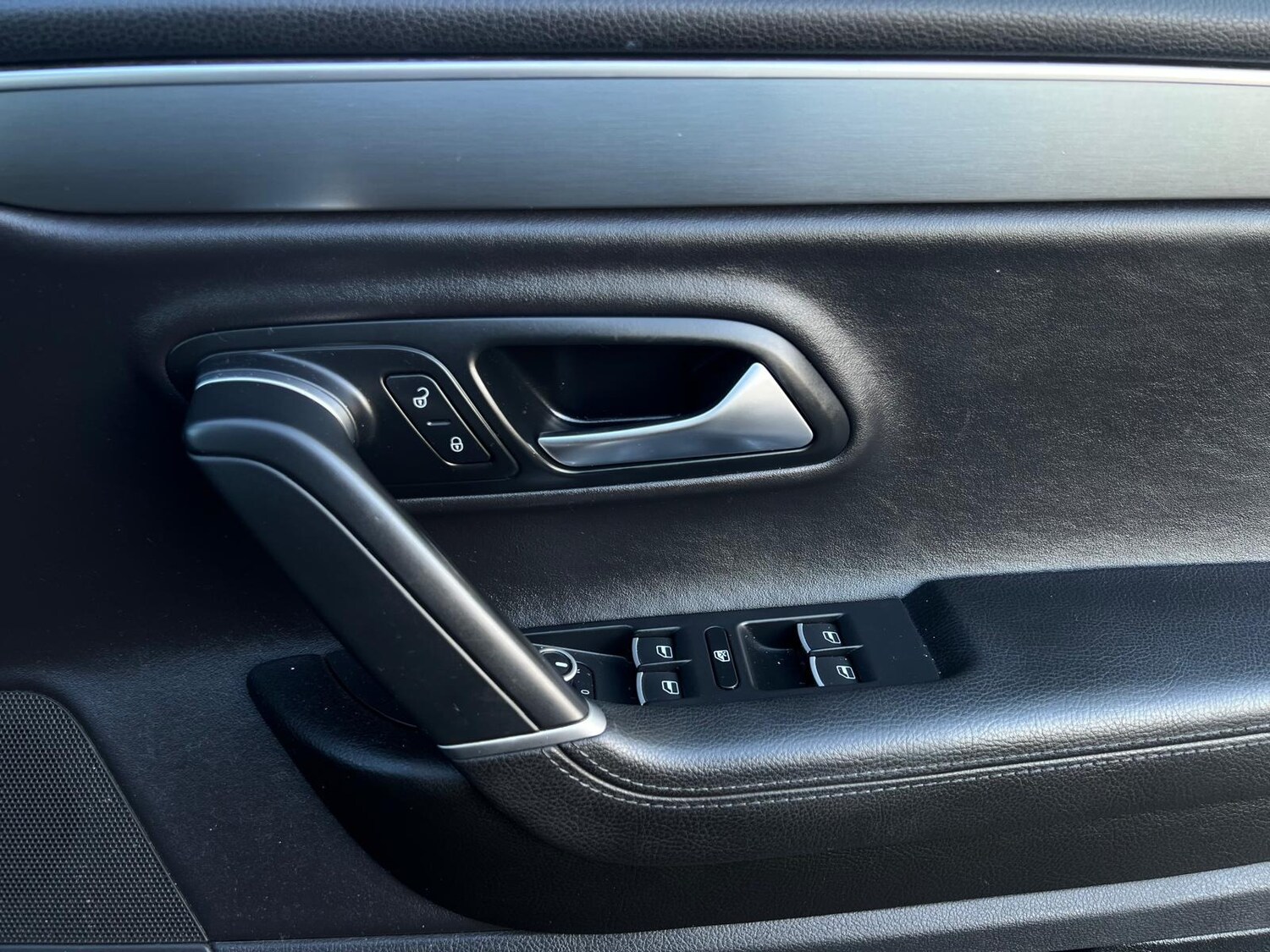 Used Volkswagen CC 2012 for sale - 77941639: Photo 25