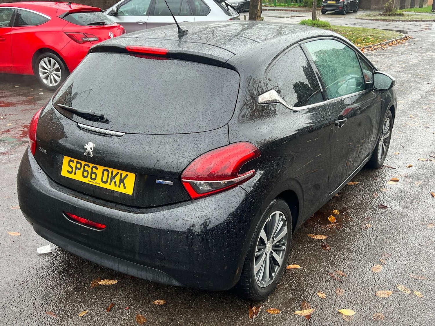 Used Peugeot 208 2016 for sale - 76458180: Photo 11