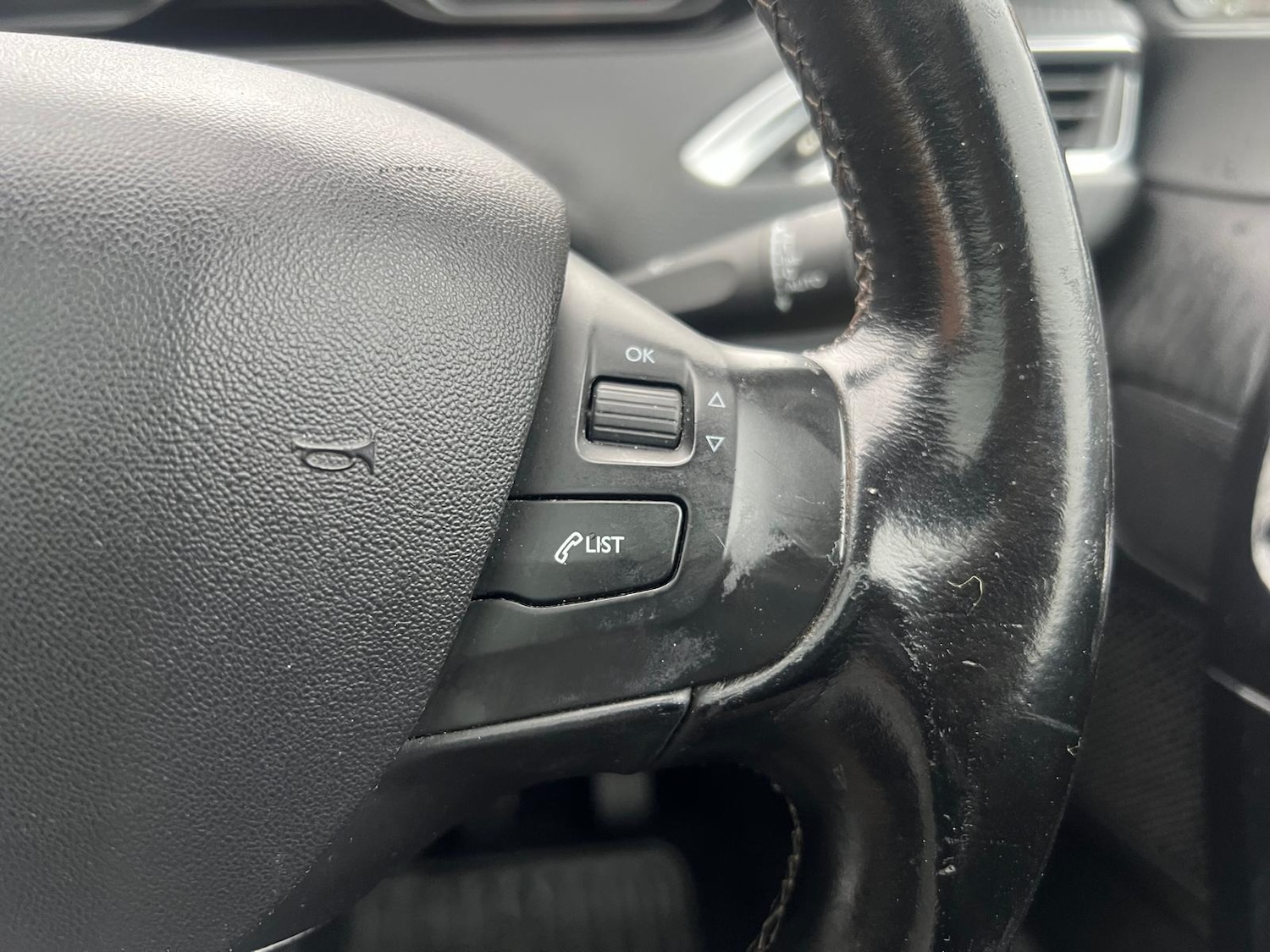 Used Peugeot 208 2016 for sale - 76458180: Photo 35