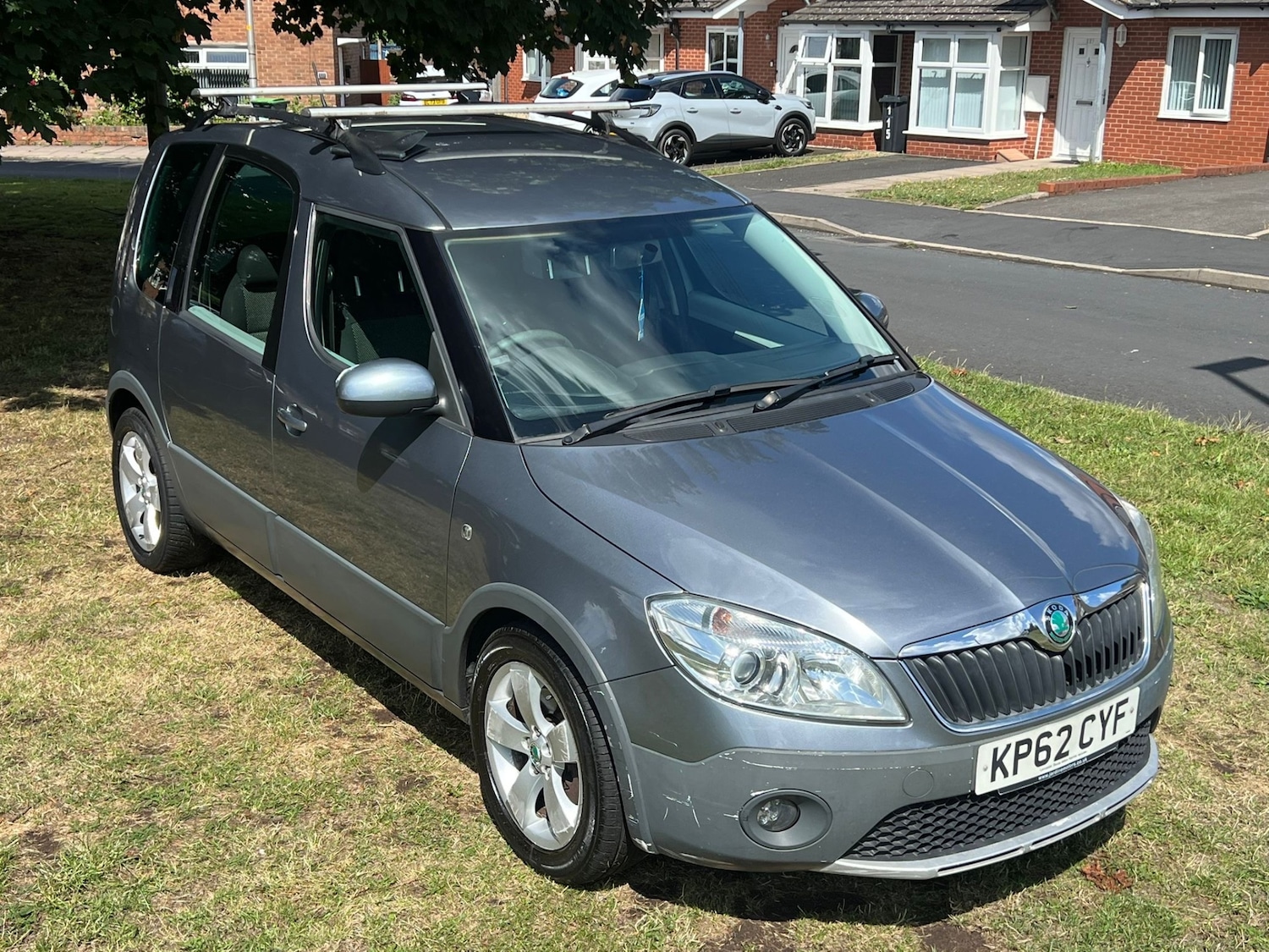 Used Skoda Roomster 2012 for sale - 76167587: Photo 2