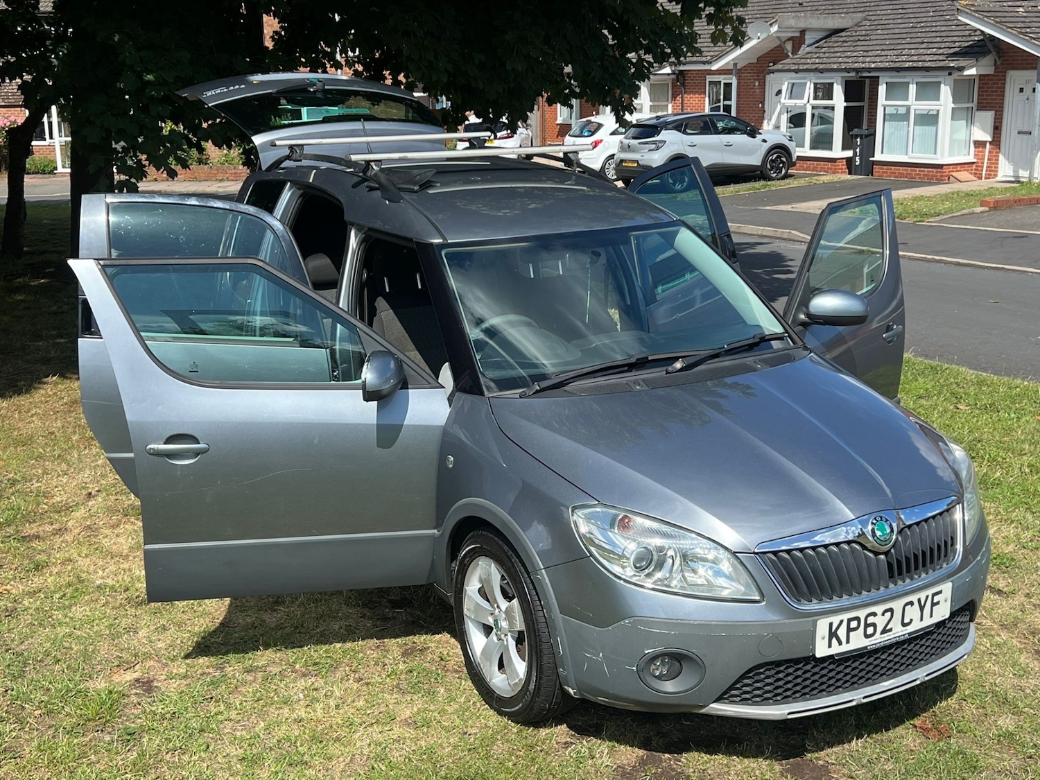 Used Skoda Roomster 2012 for sale - 76167587: Photo 24