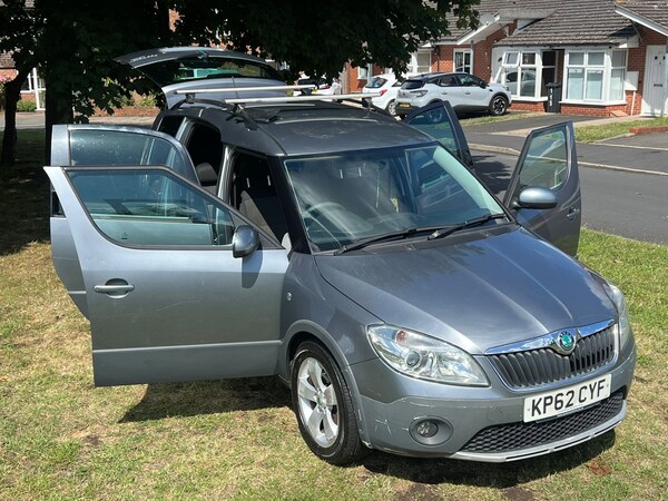Used Skoda Roomster 2012 for sale - 76167587: Photo 24