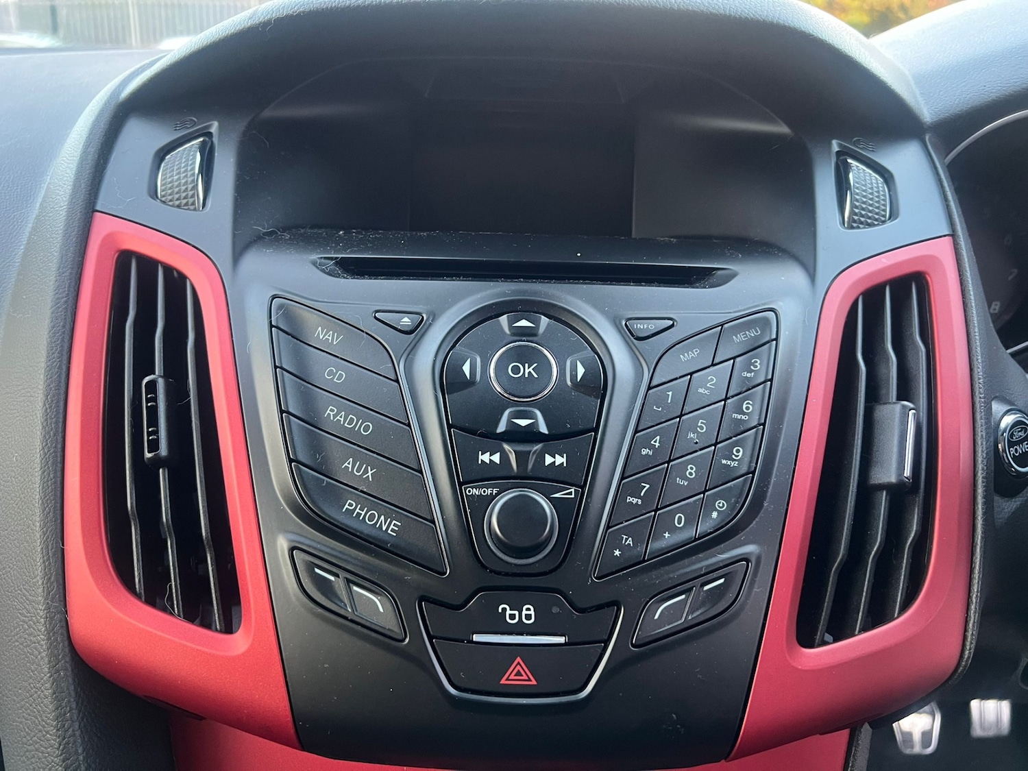 Used Ford Focus 2012 for sale - 76176043: Photo 17