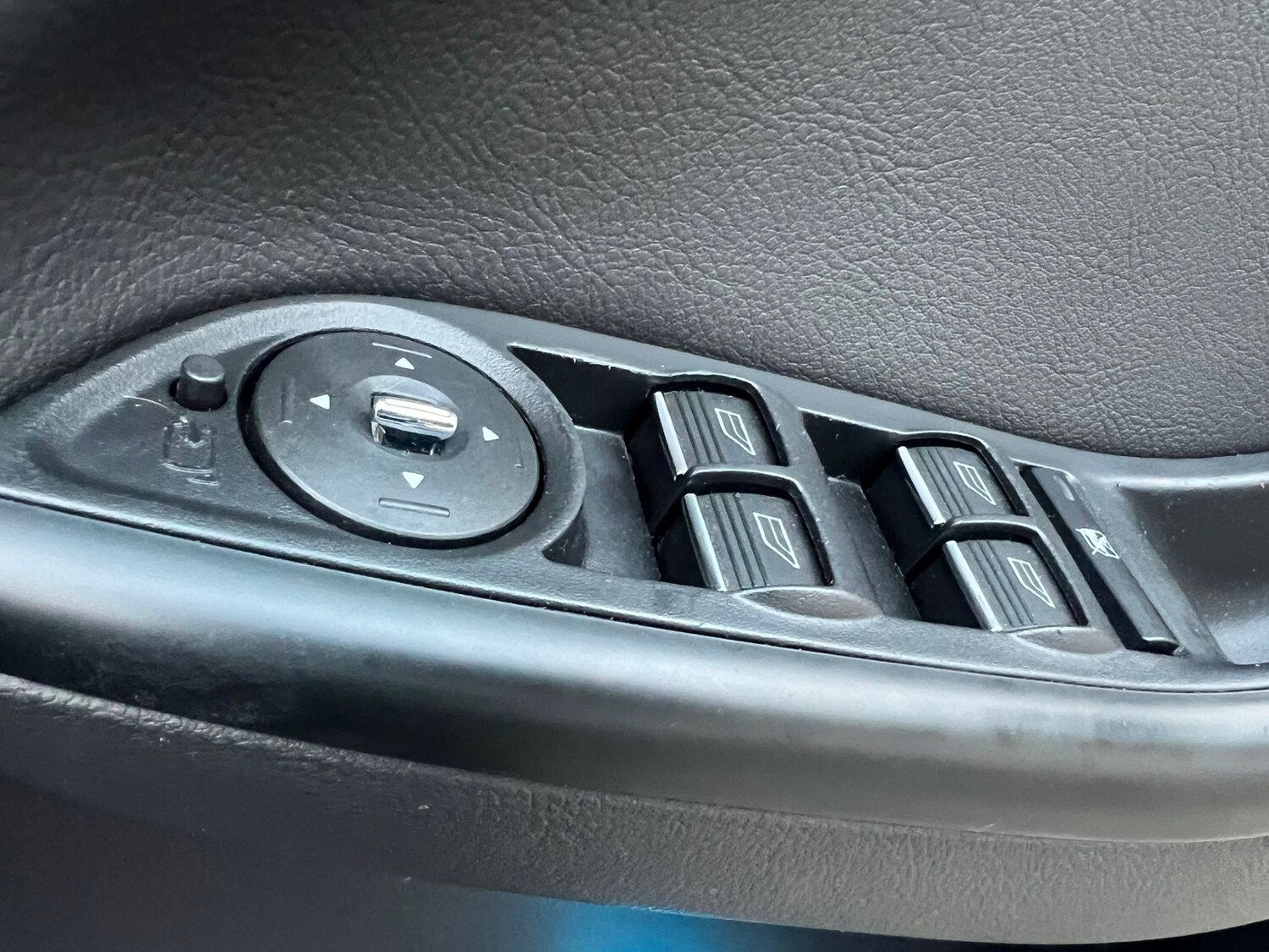 Used Ford Focus 2012 for sale - 76176043: Photo 24