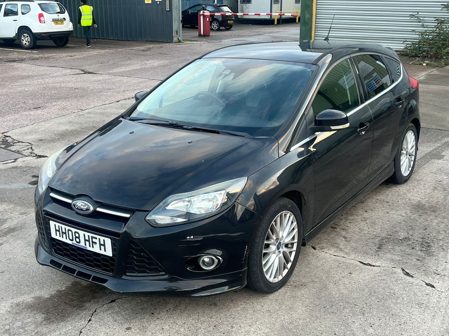 Used Ford Focus 2012 for sale - 76176043: Photo 3