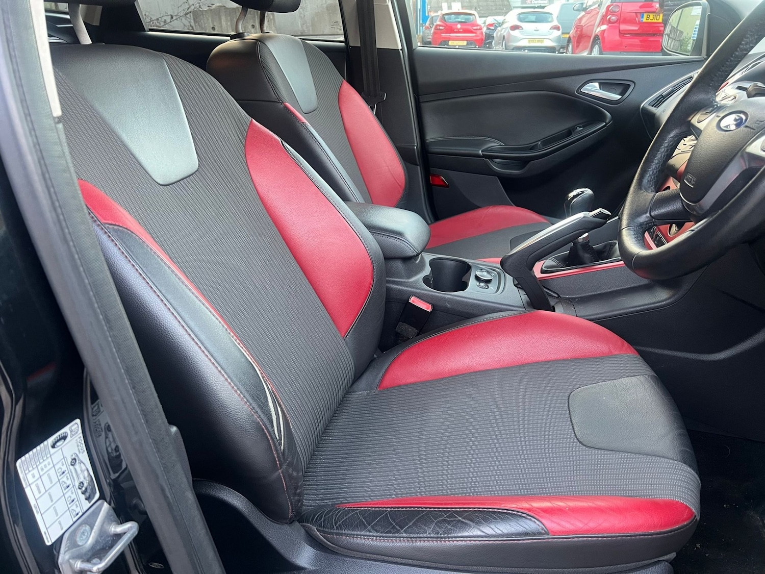 Used Ford Focus 2012 for sale - 76176043: Photo 4