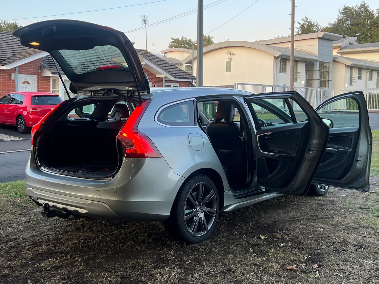 Used Volvo V60 2010 for sale - 76167586: Photo 19