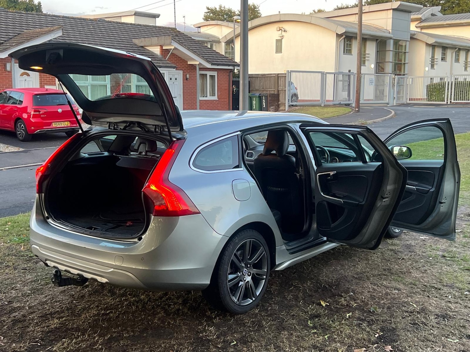 Used Volvo V60 2010 for sale - 76167586: Photo 20