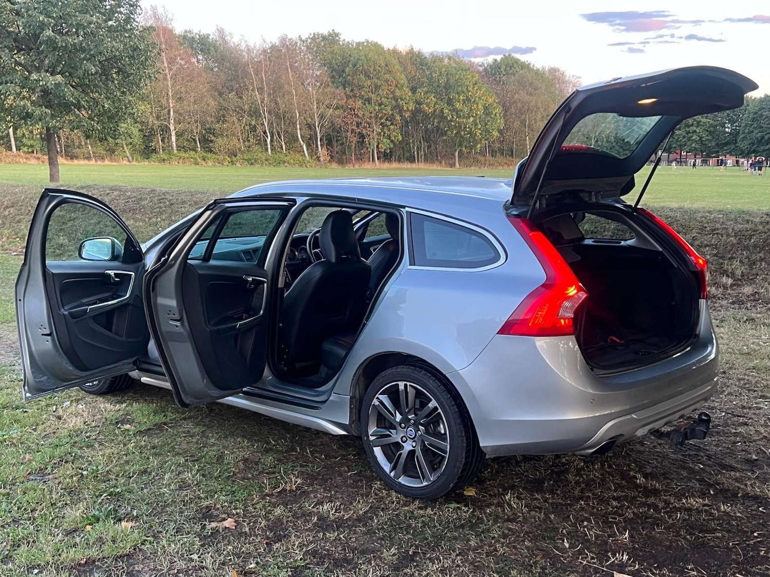 Used Volvo V60 2010 for sale - 76167586: Photo 21
