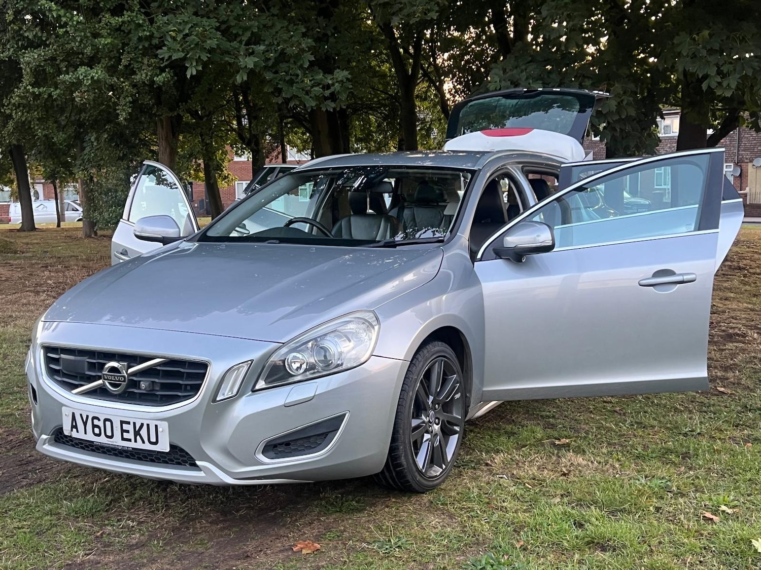 Used Volvo V60 2010 for sale - 76167586: Photo 24