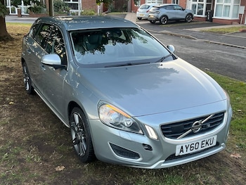 Used Volvo V60 2010 for sale - 76167586: Photo 4